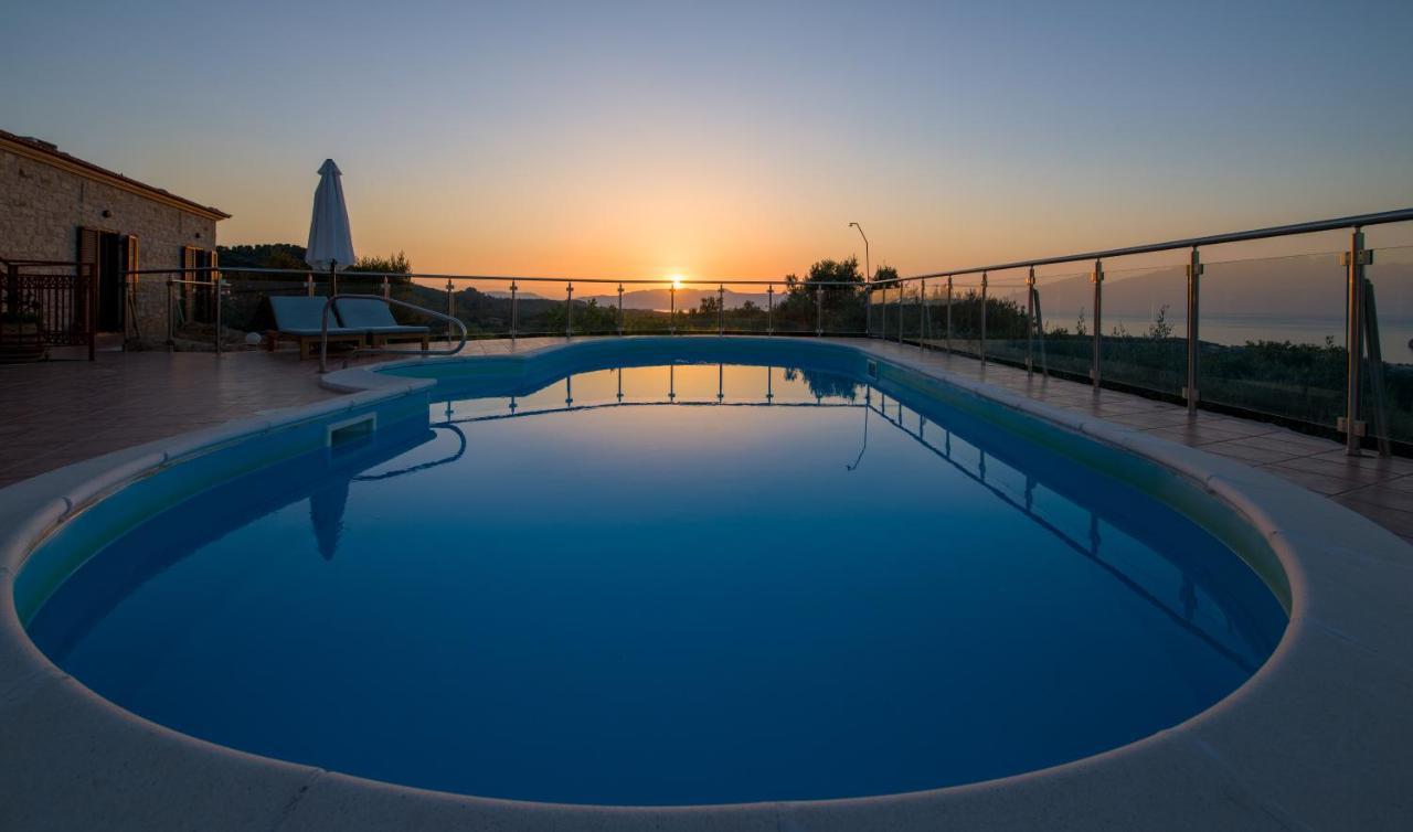 Villa Kourouni Stalós Exterior foto